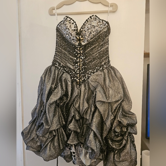 Panoply Dresses & Skirts - Beautiful cocktail dress or costume for Halloween 🎃 parties